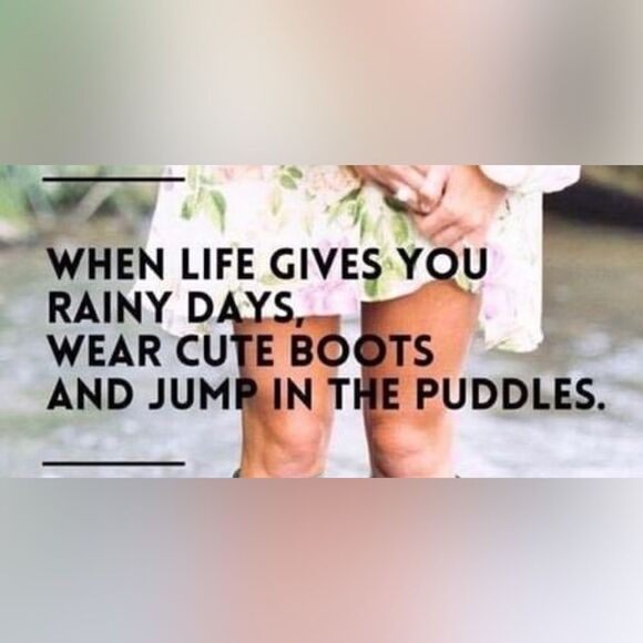 Sperry’s Women's Saltwater Duck Boot • Tan/Navy • Size 5 - Picture 3 of 13